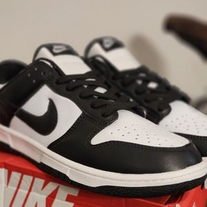 Nike Dunk Low Panda men's size 11